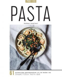 Italiaanse kookboeken pasta