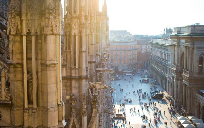 Deze bar is gevestigd op een van de beste plekken in MIlaan: boven de Galleria Vittorio Emanuele en met uitzicht op de Duomo. Vandaar de naam Duomo 21.