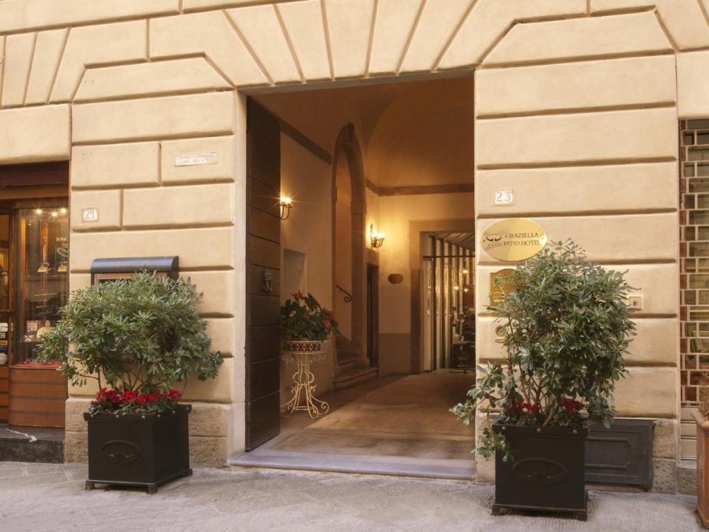 patio hotel arezzo