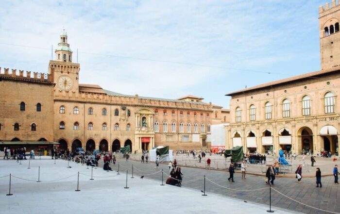 bologna portici