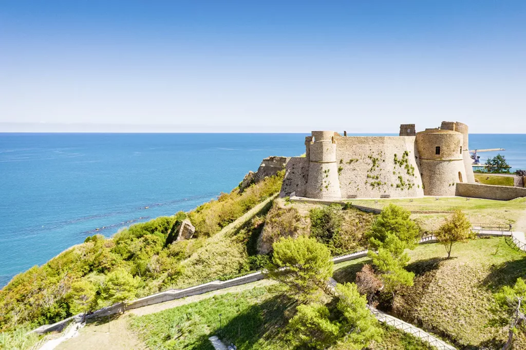 Tips voor Ortona langs de Trabocchi-kust in Abruzzo