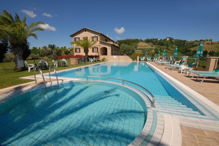Castrum di Maoloni Giuseppina: charmante boerderij in Le Marche