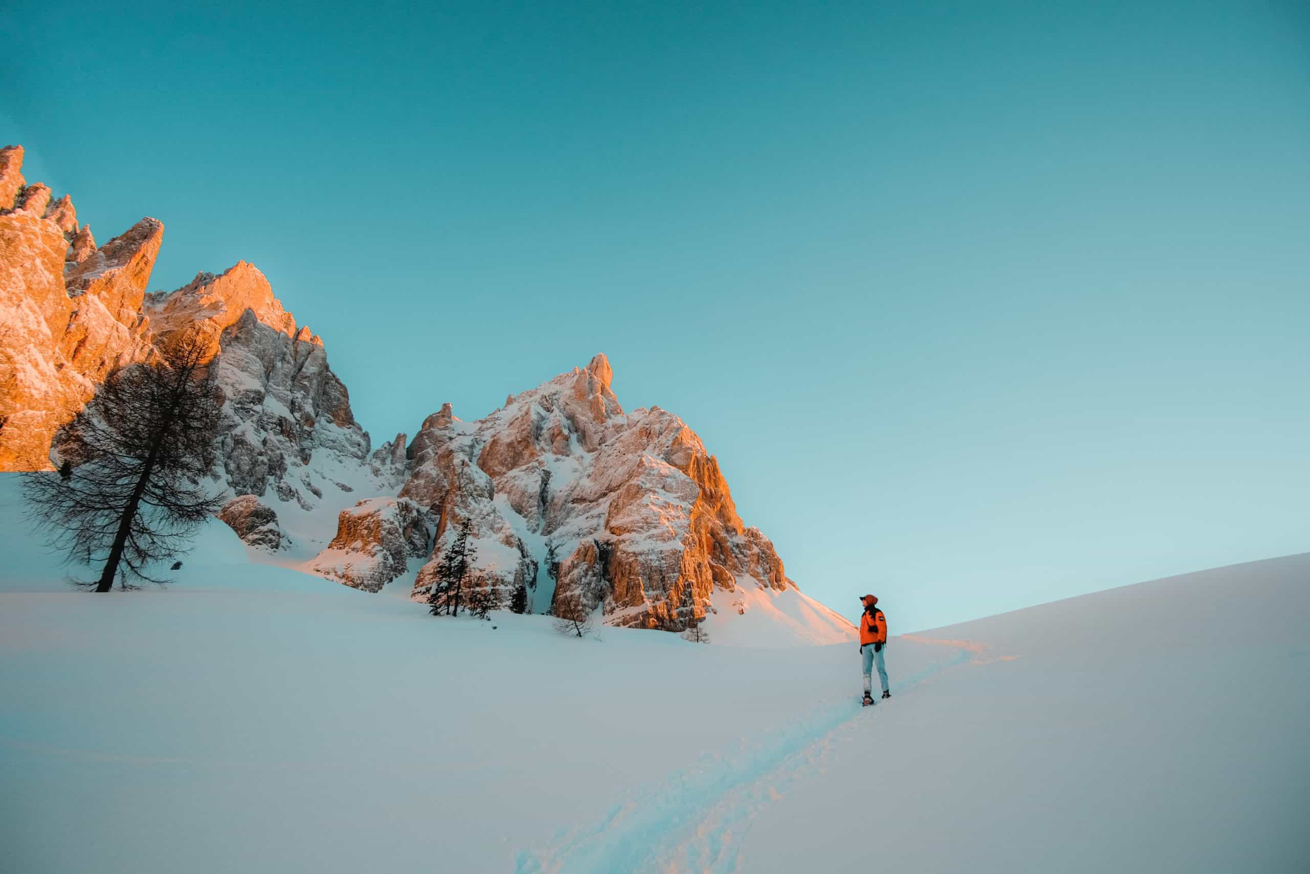 wandelen dolomieten sneeuw