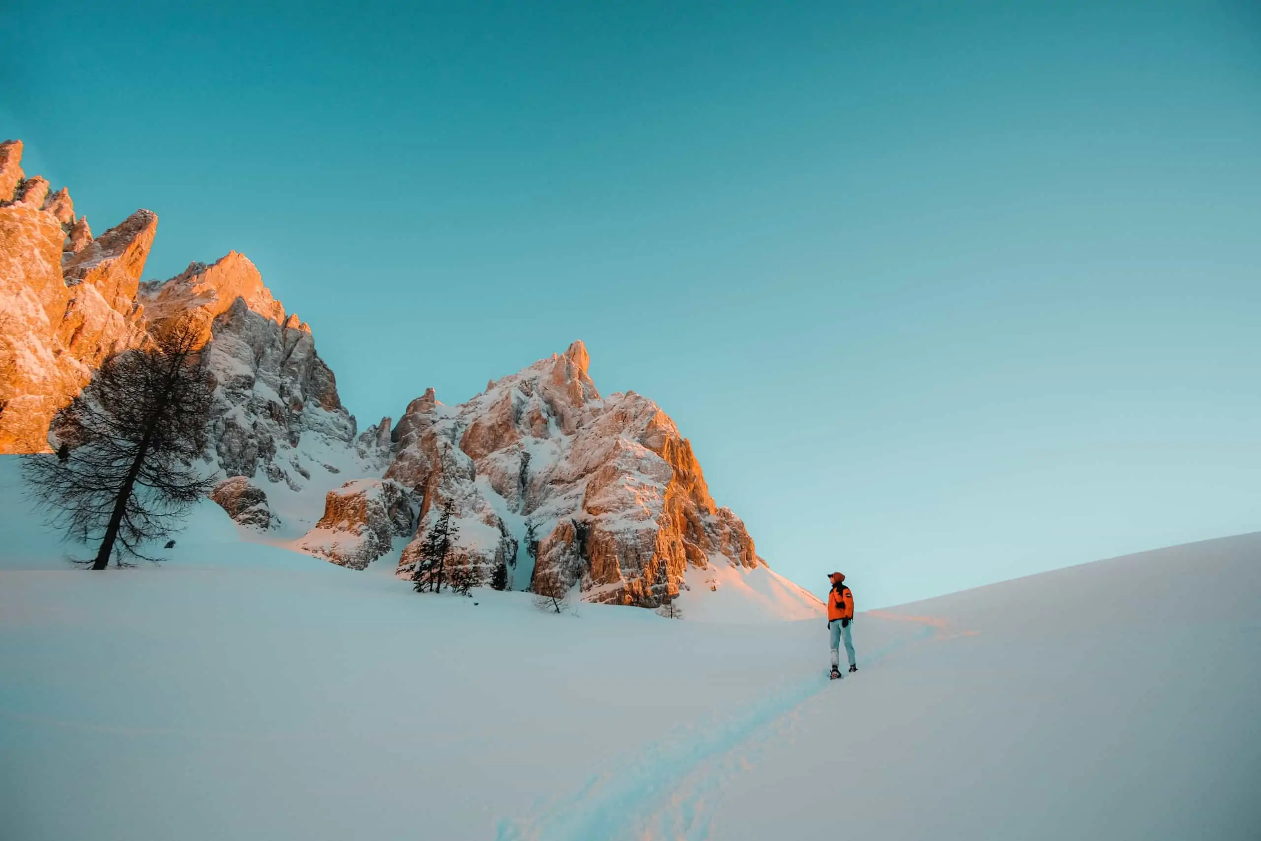 wandelen dolomieten sneeuw