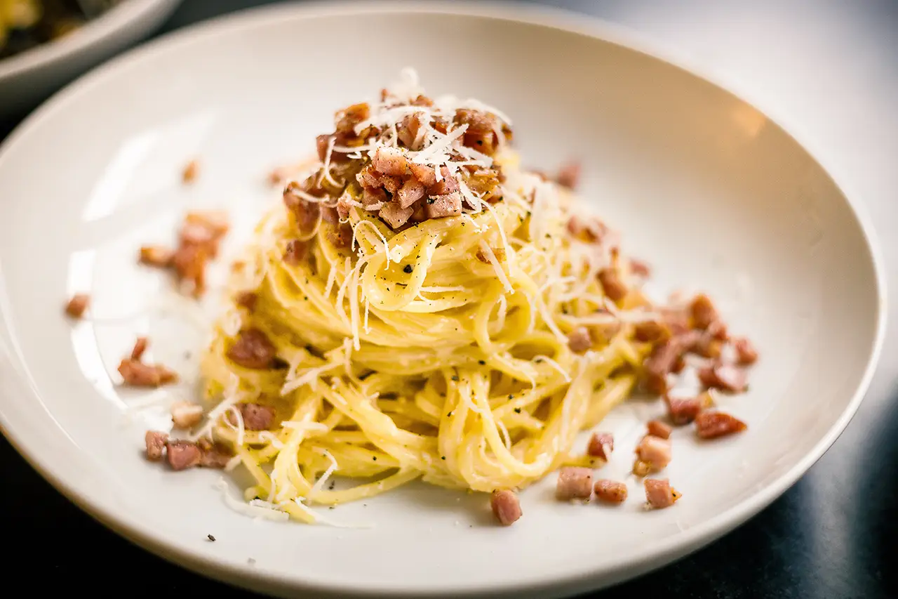 Spaghetti Foto rob wicks unsplash