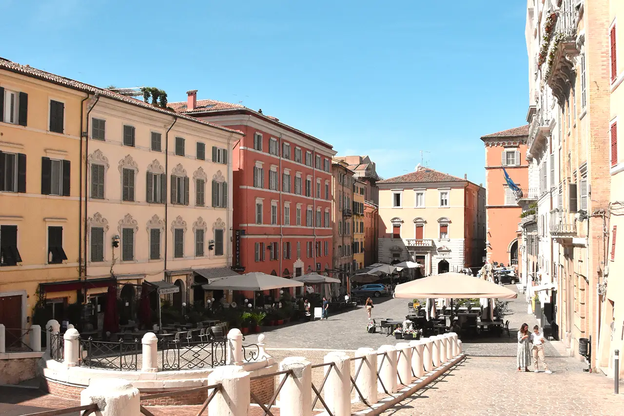 piazza del papa ancona