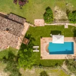 Villa op het platteland bij Rome van bovenaf