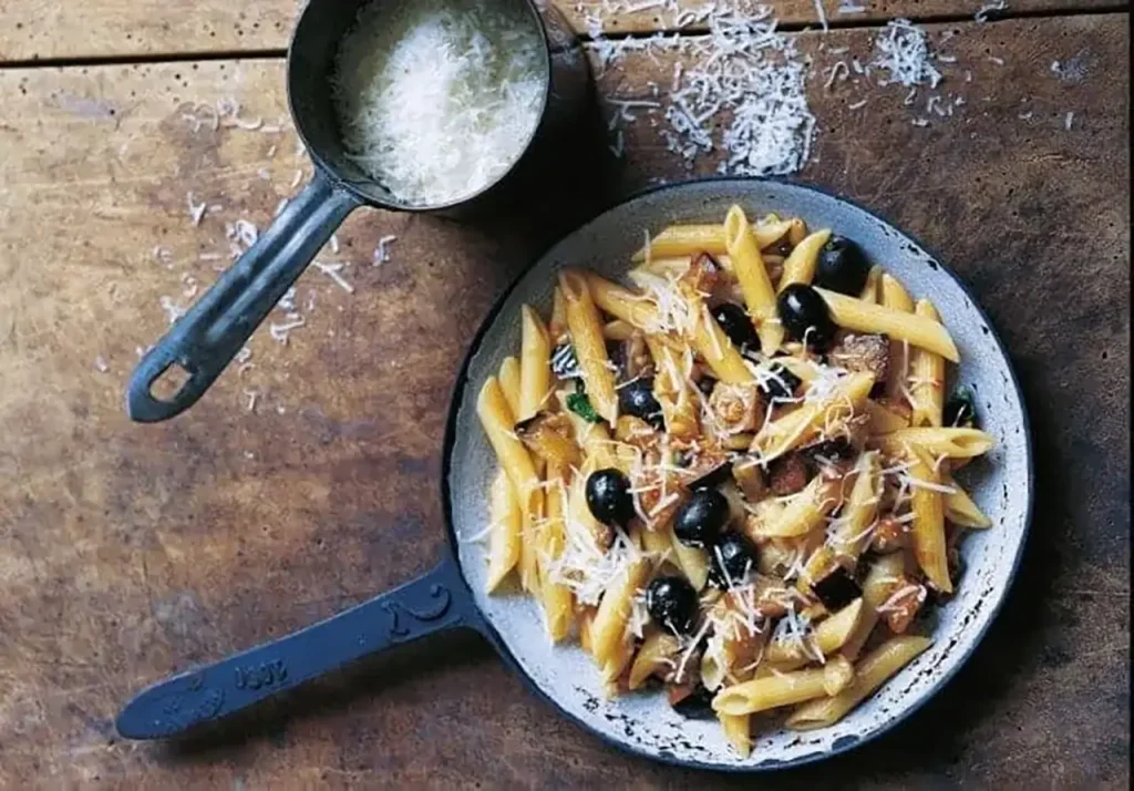 Penne met pijnboompitten