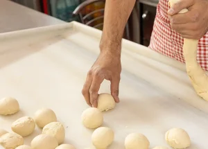 Pizza bianca zelf maken