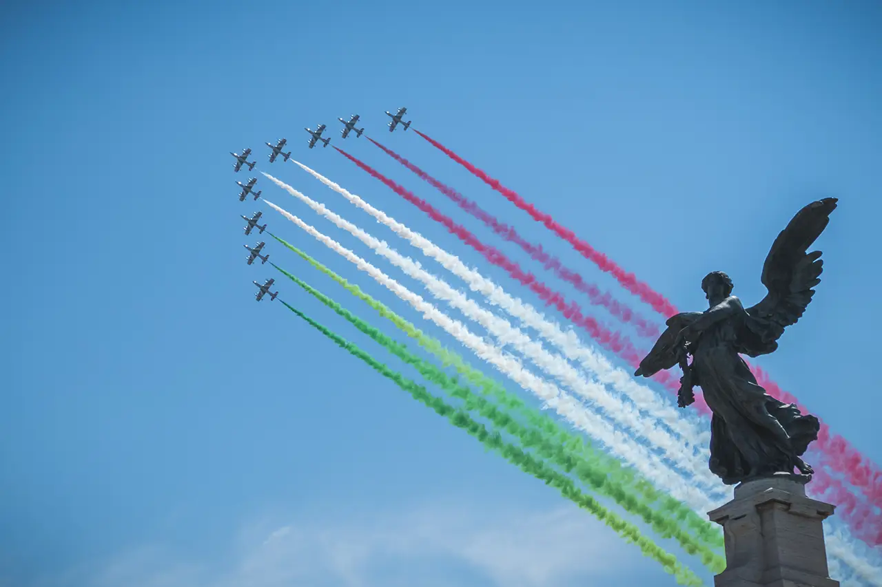 Festa della Repubblica-mauricio-artieda-unsplash