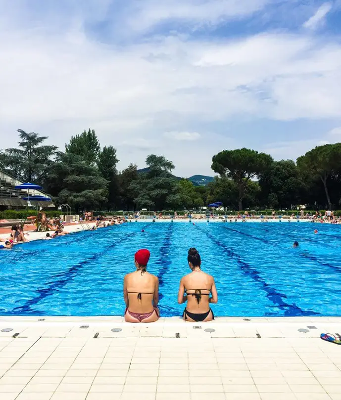 Costoli zwemmen in Florence