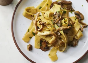 Tagliatelle met paddenstoelen