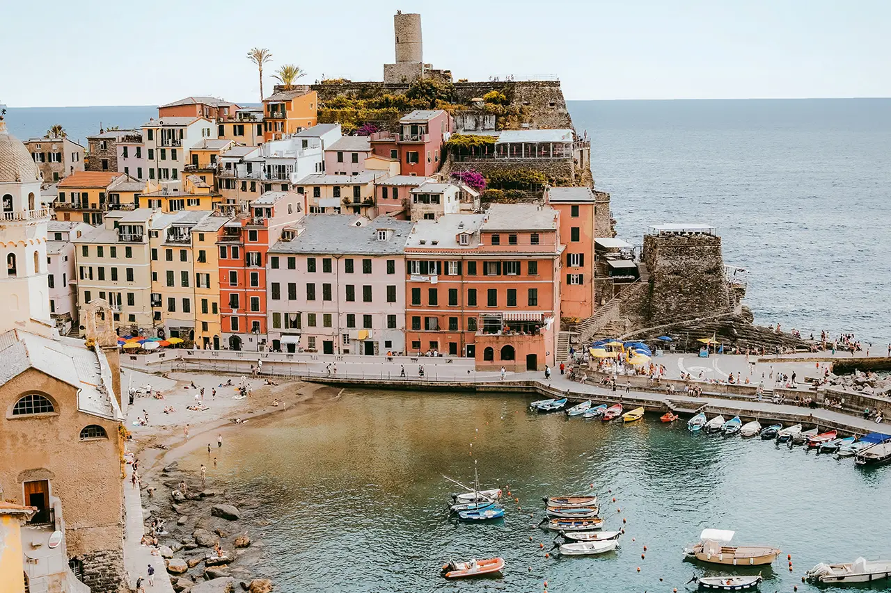 Cinque Terre haven Vernazza