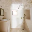 Trullo Zurlo in Puglia badkamer