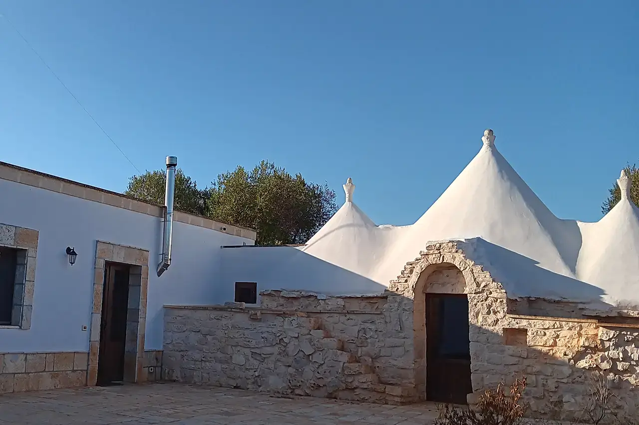 Villa met trullo in San Michele Salentino