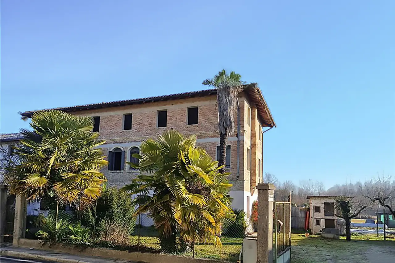 Rustiek pand in Rivignano-Teor, Friuli-Venezia Giulia