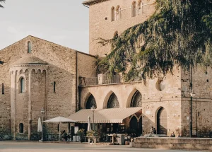 Orvieto Umbrië gabriella clare marino Unsplash