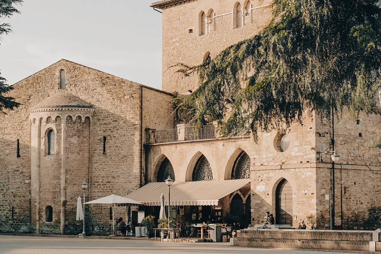 Orvieto Umbrië gabriella clare marino Unsplash
