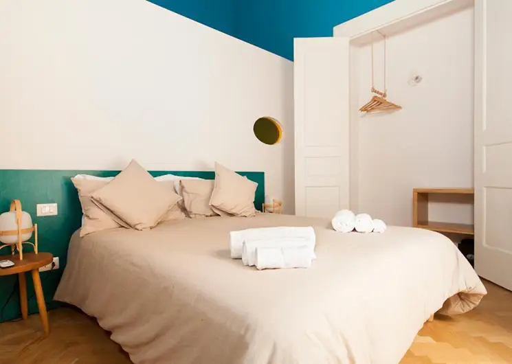Hotel Superotium Napels kamer en kast
