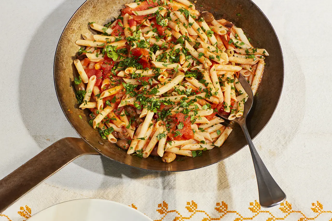 Pasta puttanesca