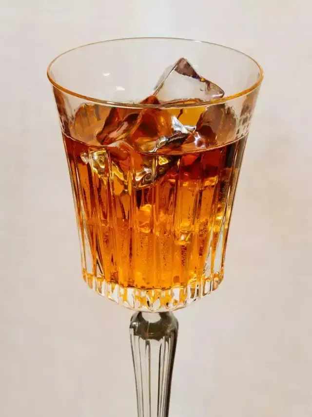 Vermouth-Spritz