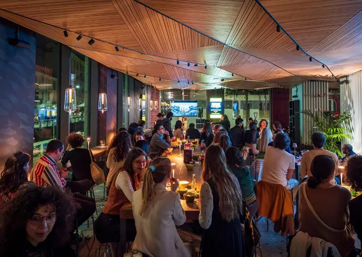 Hotel 21 house of stories milaan bar
