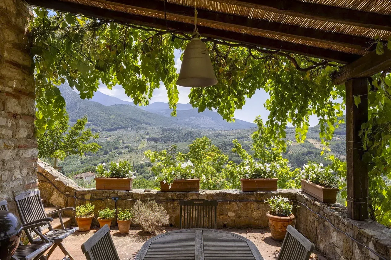 Casale in Pelago, Toscane