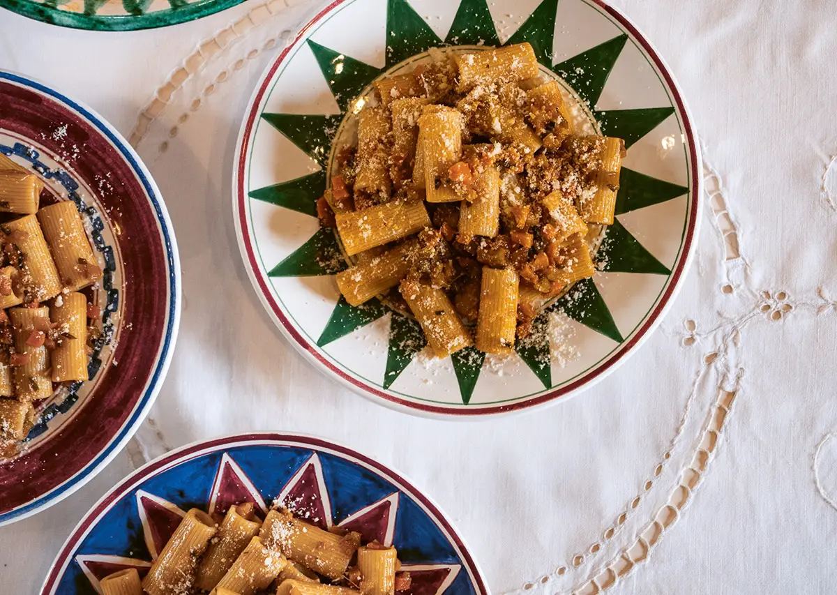 Rigatoni-met-sugo-finto Rigatoni met sugo finto, Toscaanse saus zonder vlees