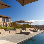 Borgo Luna Rossa Piemonte pool