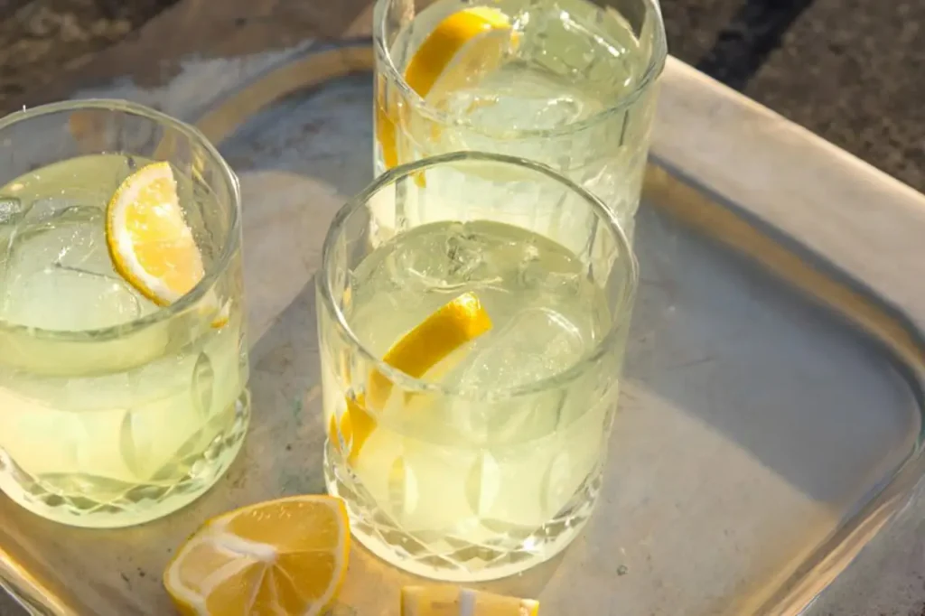 Cedrata Spritz cocktail