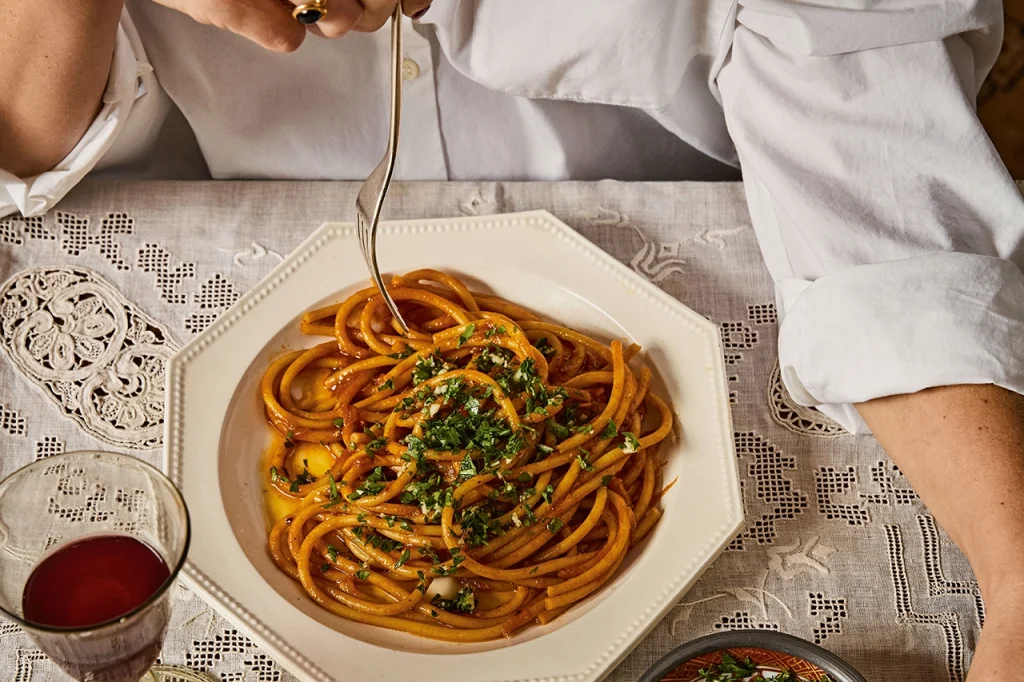 Pasta met gekaramelliseerde sjalotten