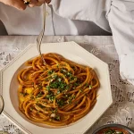 Pasta met gekaramelliseerde sjalotten